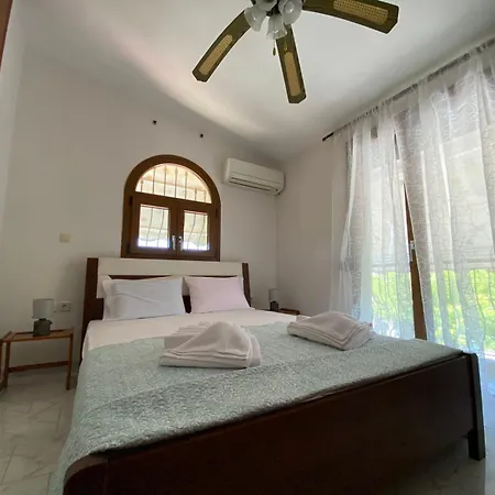 Yota's House Holiday home Vergia